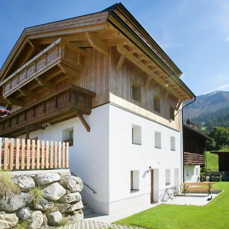 Spacious Near Ski Area In